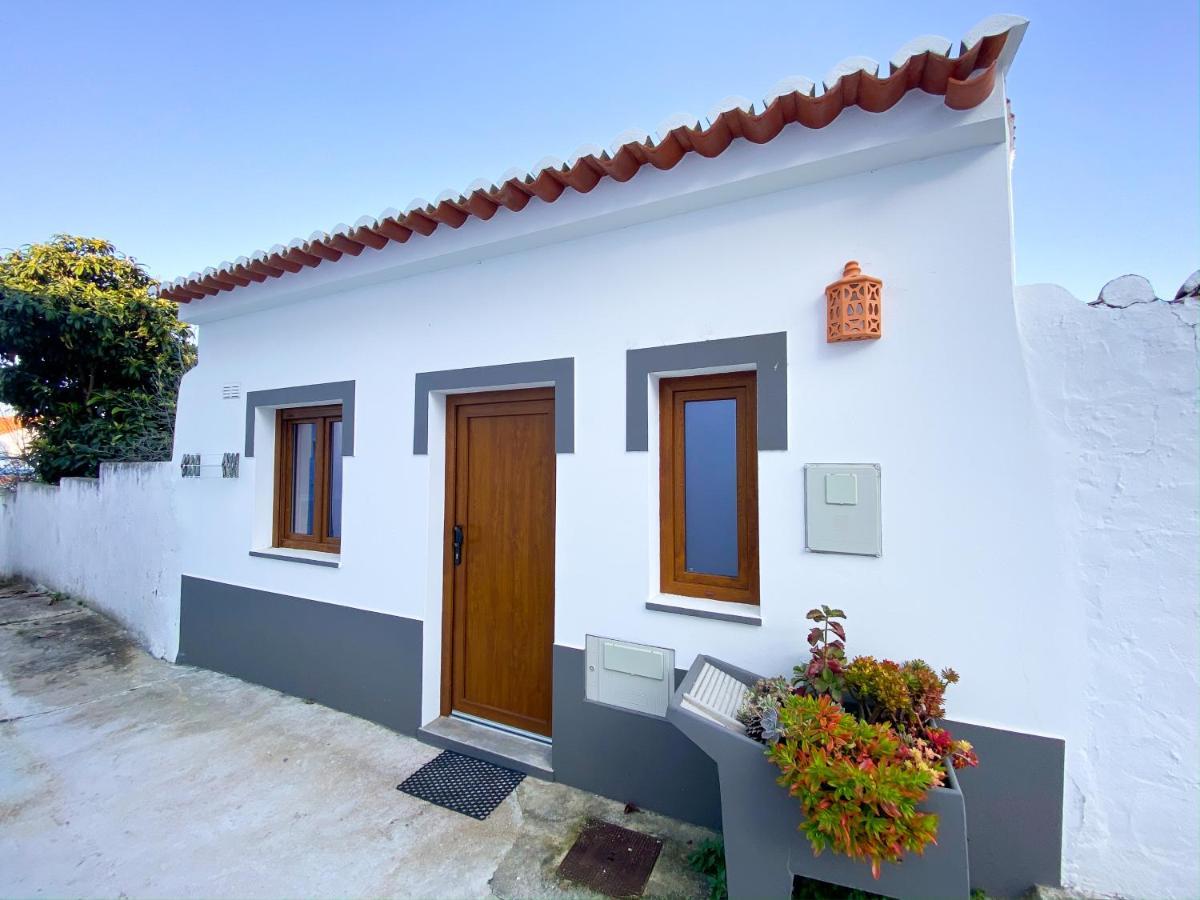 Casa Do Sapateiro - No Centro Historico De Aljezur Villa Exterior photo